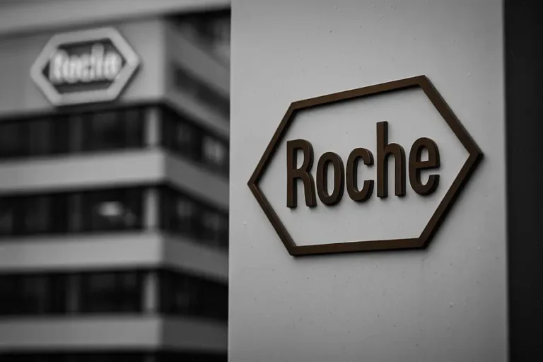 fileName-roche-breast-cancer-drug-cuts-recurrence-risk-30-in-phase-iii-trial-1765375341869